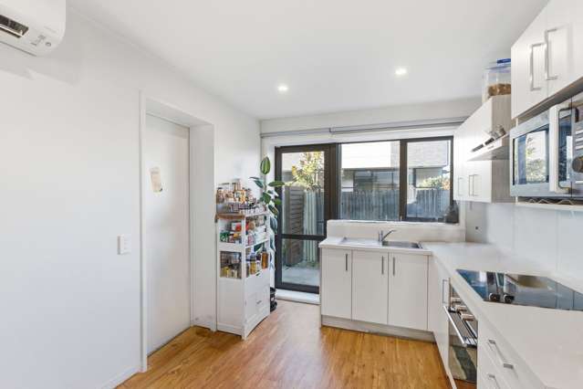 4/31 Buffon Street Waltham_3
