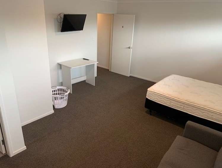 1/9 Greensboro Street Hillcrest_2