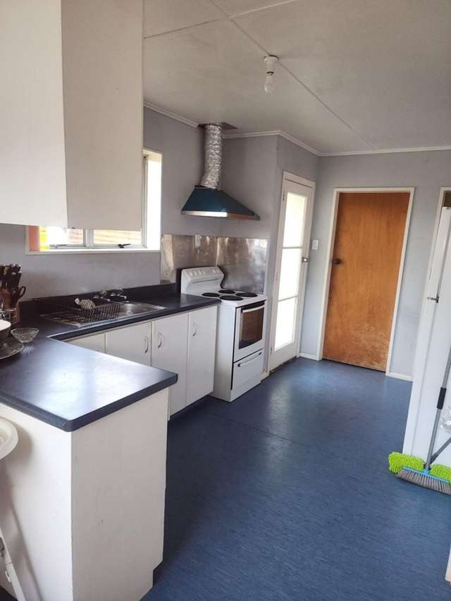 299 Wellington Road Wainuiomata_3