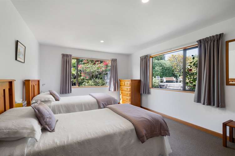 8 Baker Grove Wanaka_10