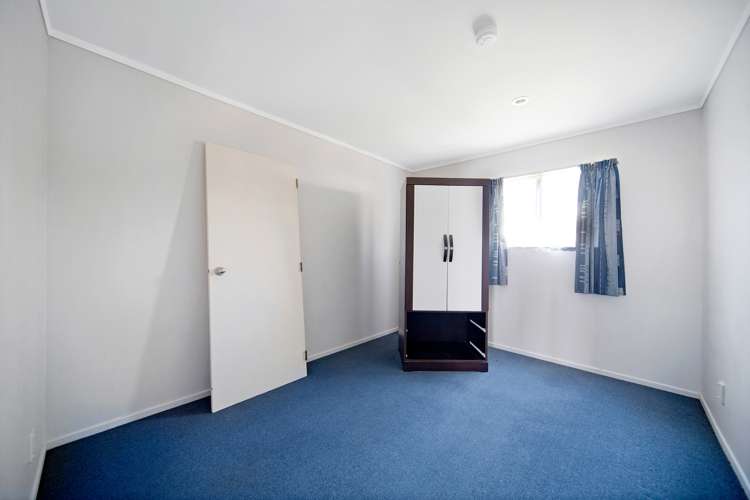 77 Maplesden Drive Clendon Park_14