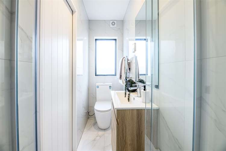 4/19 Kingdale Road Henderson_14