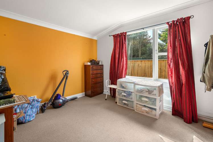 24 Hilton Road Carterton_10