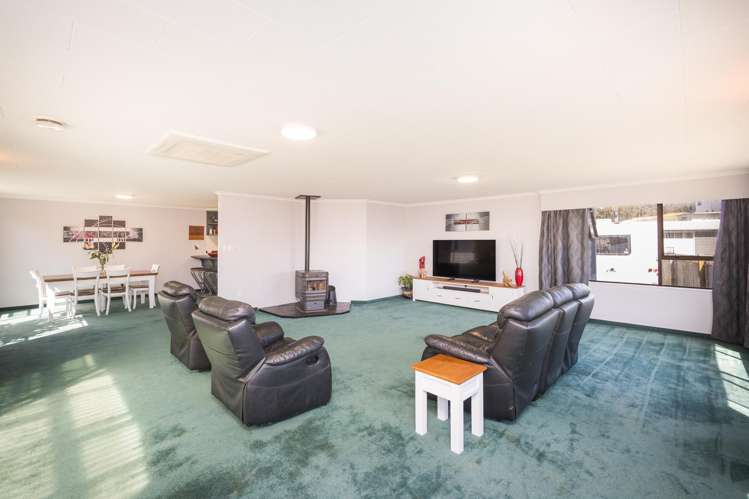 9 Chrystal Street Foxton Beach_9