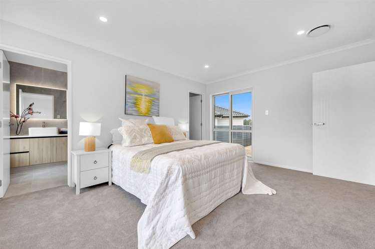 2 Uru Drive Flat Bush_15