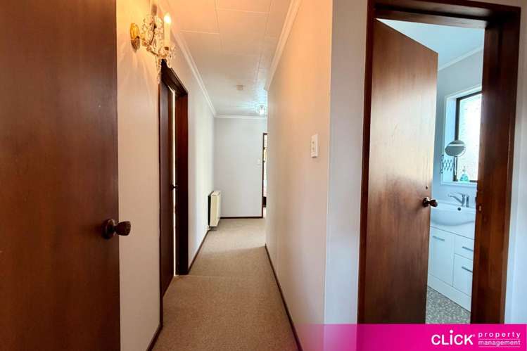 77 Highcliff Road 10255_15