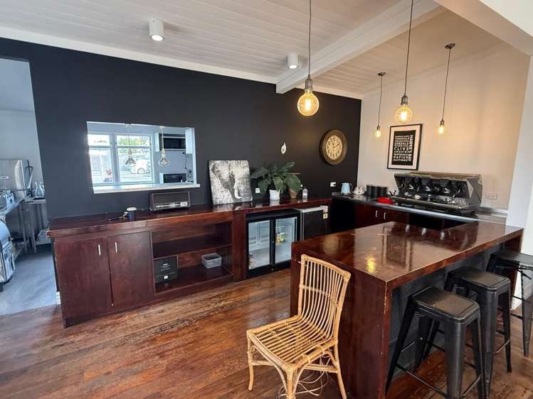 508 Eastbourne Street West Hastings Central_12