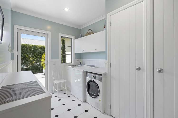 8B Sampson Avenue Waiwhakaiho_21