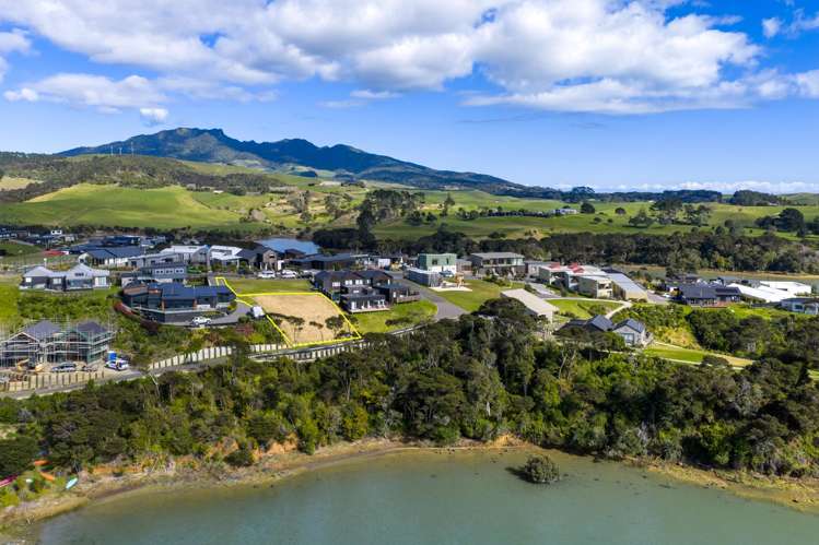 35 Rangitahi Road Raglan_12