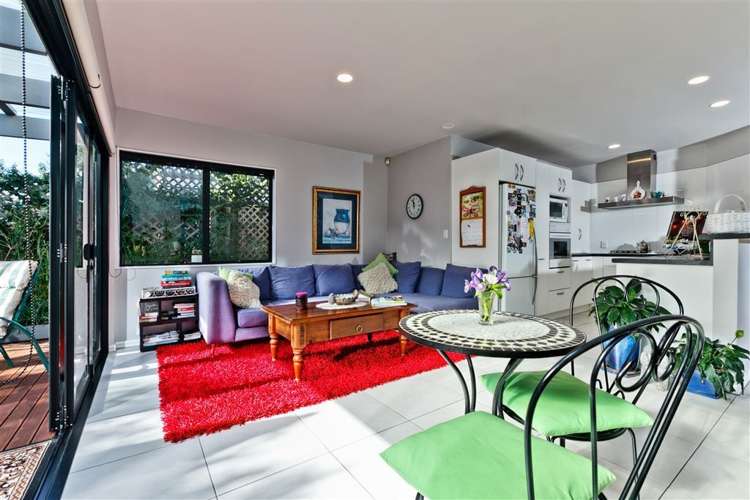 3/252 East Coast Road Forrest Hill_5