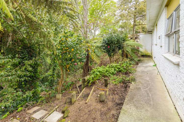 12a Southsea Crescent Silverdale_9