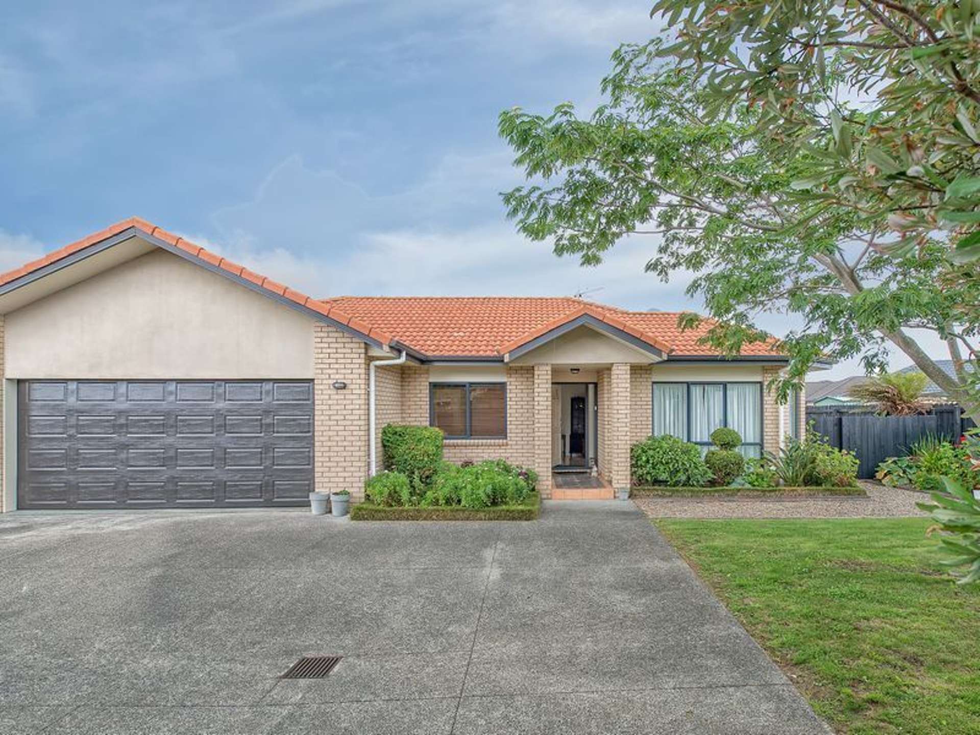 8 Morewa Place Takanini Papakura Houses for Sale One Roof