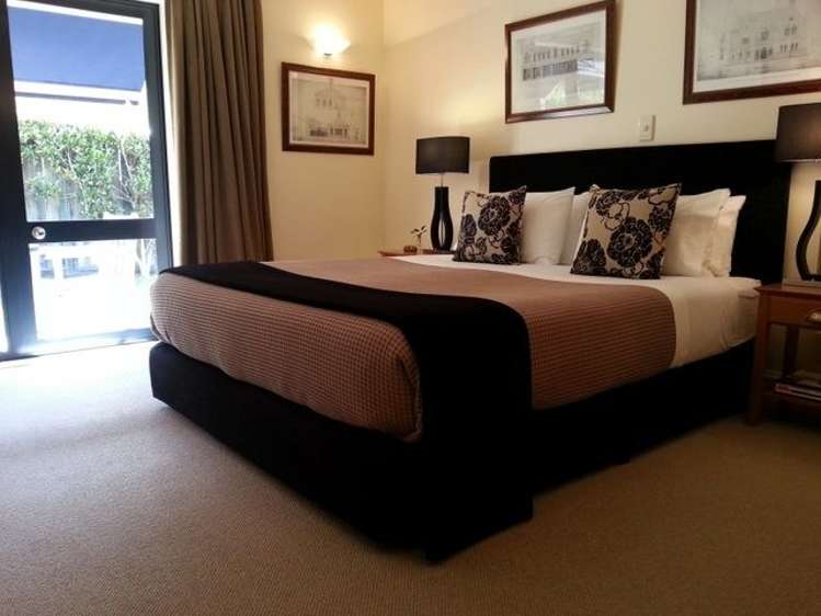 16 Devon Street Glenholme_16