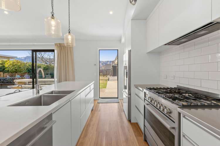 25 Bell Street Lake Hawea_4