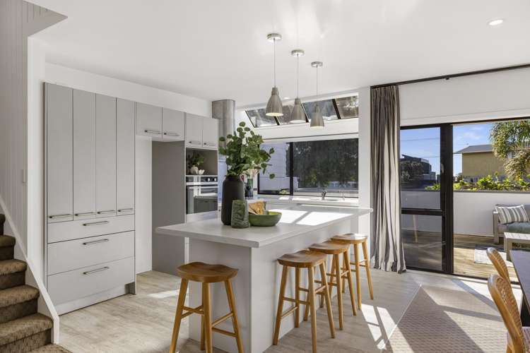 366 Oceanbeach Road_2