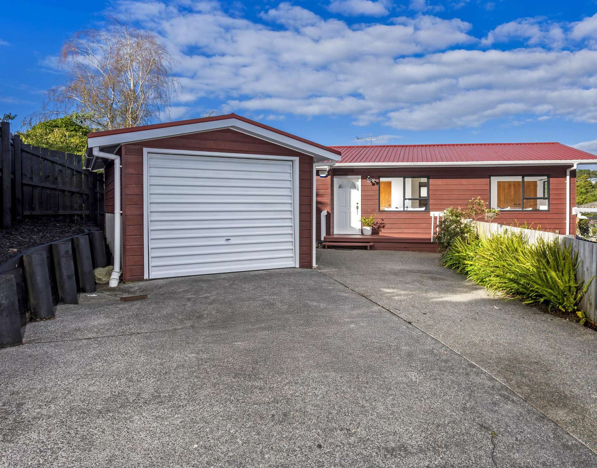 2/17 Greenvalley Rise Glenfield_0