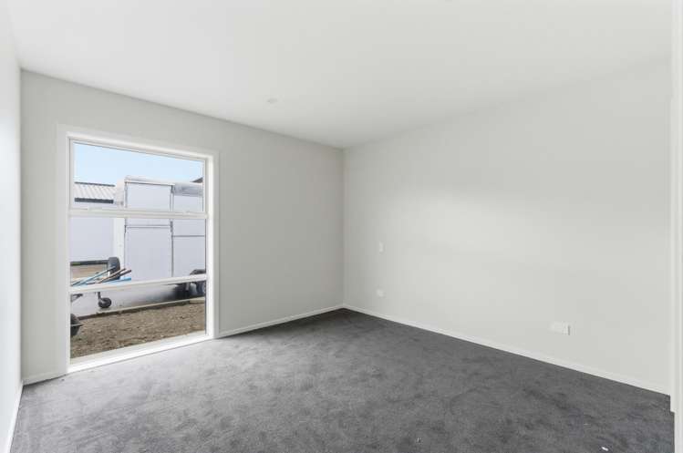 4/2 Tuatahi Avenue Solway_5