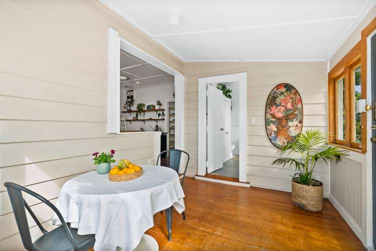176 Portland Road_5