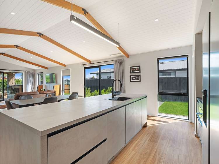 4 Roles Way Rolleston_4