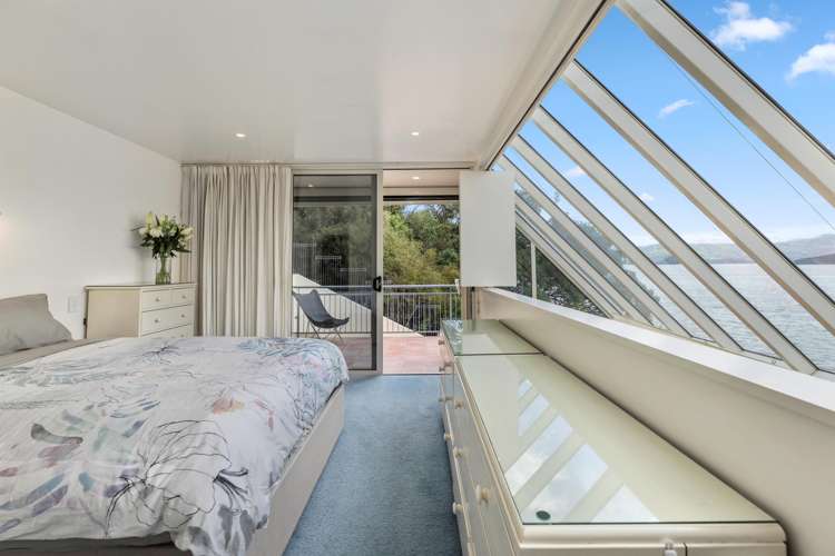 259 Beach Road Akaroa_19