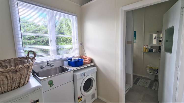 147 Tasman Street Opunake_13