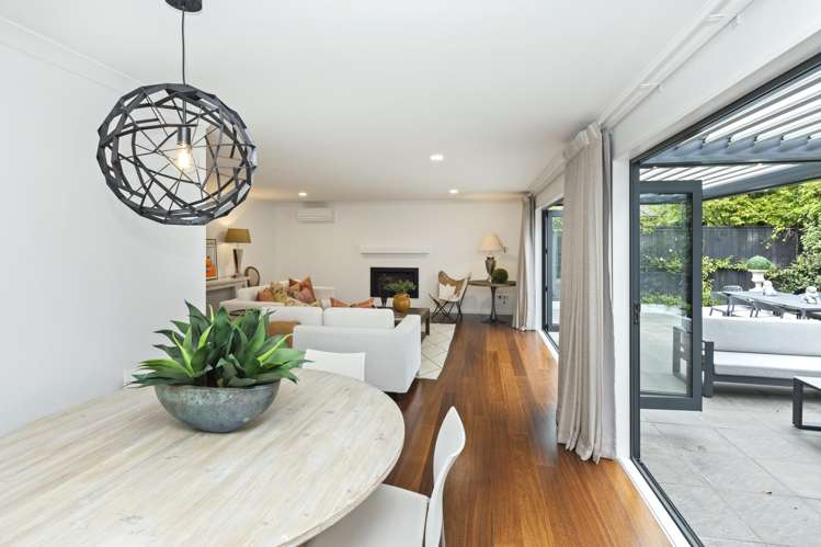 7b Rossall Street Merivale_4