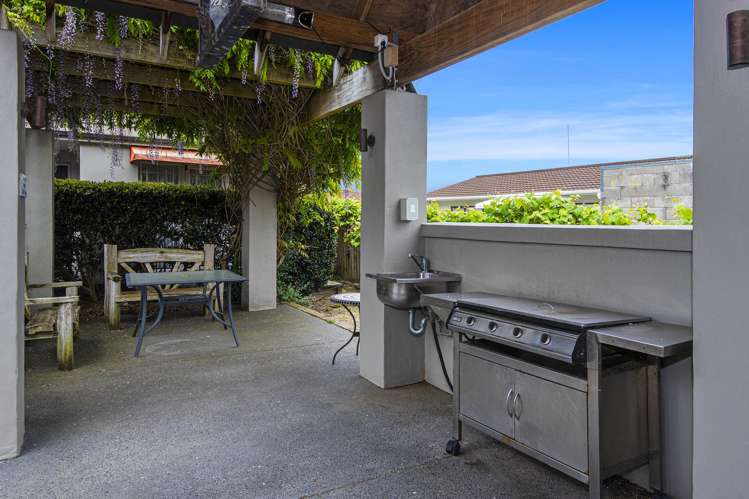 Leasehold/361 Western Hills Drive Avenues_9
