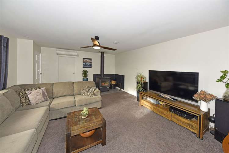 2/16 Steadman Road Broomfield_7