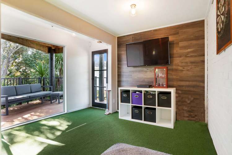 8 Reydon Place Cockle Bay_13