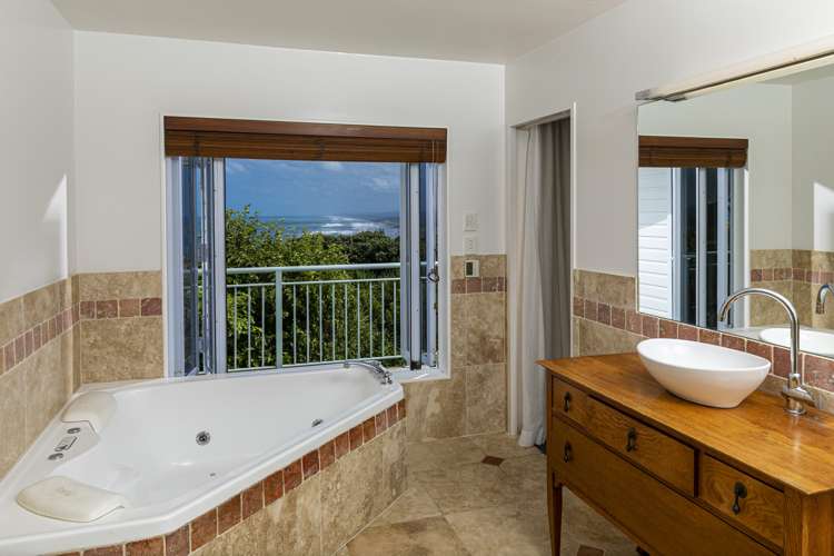 77 Waitea Road Muriwai_16