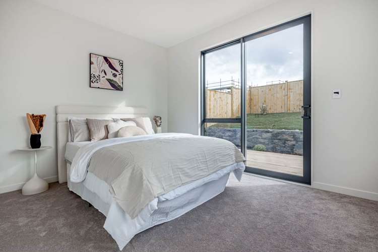 8 Makumaku Place Long Bay_12