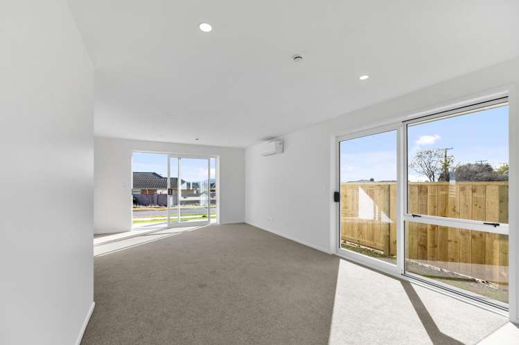 299A and B Vaughan Road Owhata_16