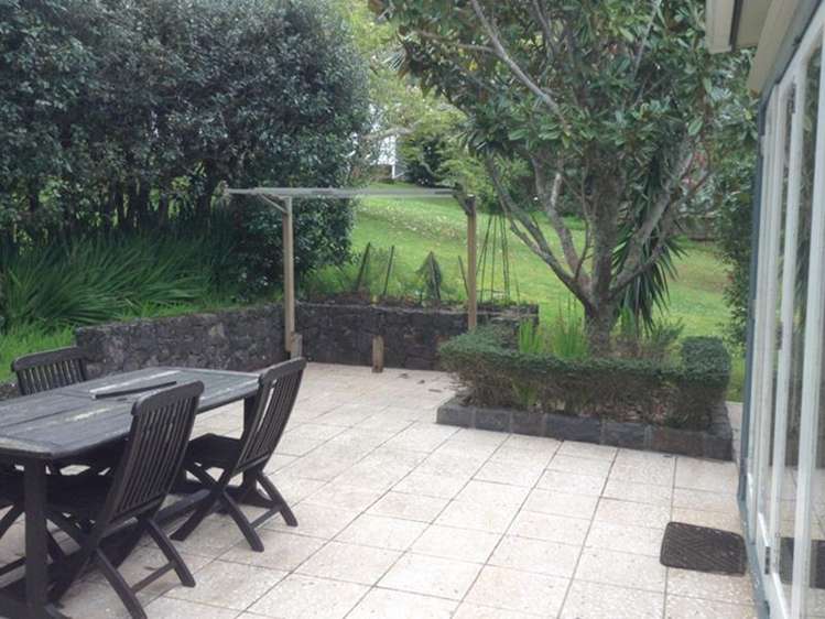 36 Golf Road Epsom_18