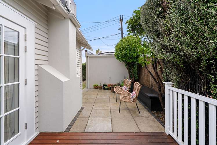 7 Joll Street Karori_27