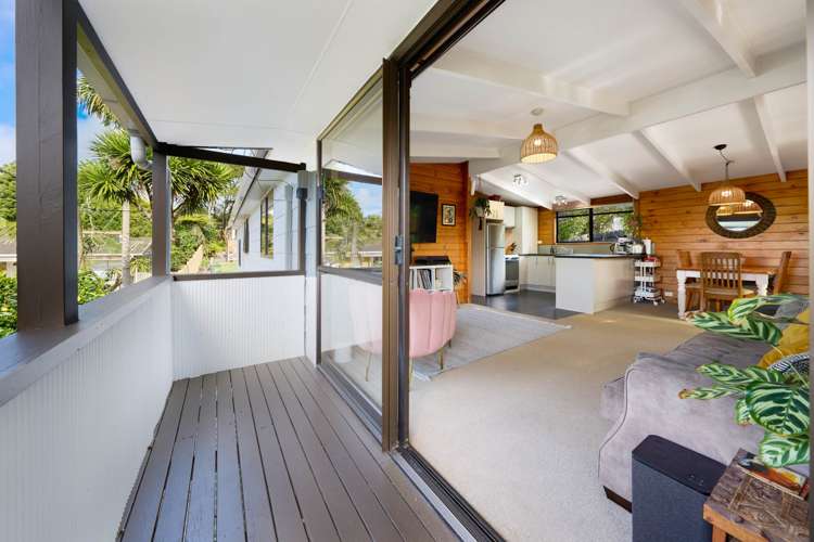 2/13 Matama Road Glen Eden_12