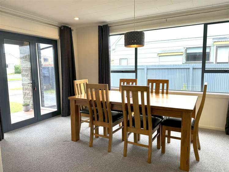 53 Blake Street Blaketown_6