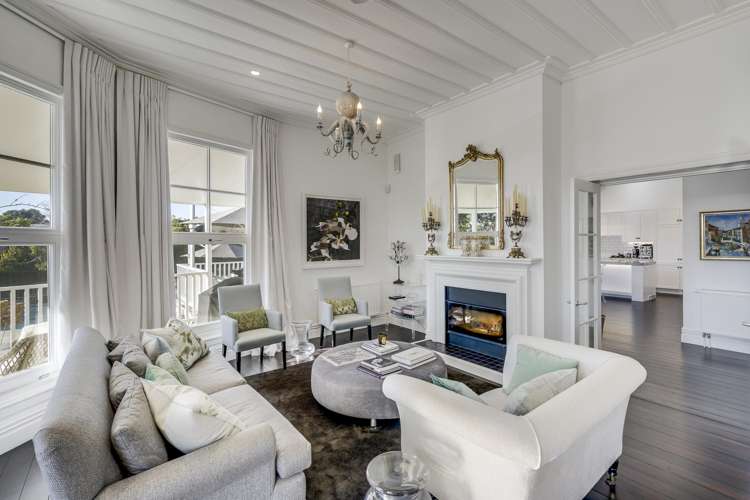 59 Busby Hill Havelock North_11