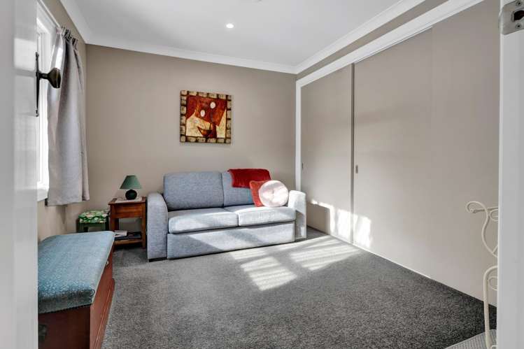 14 Hu Road Rawhitiroa_13