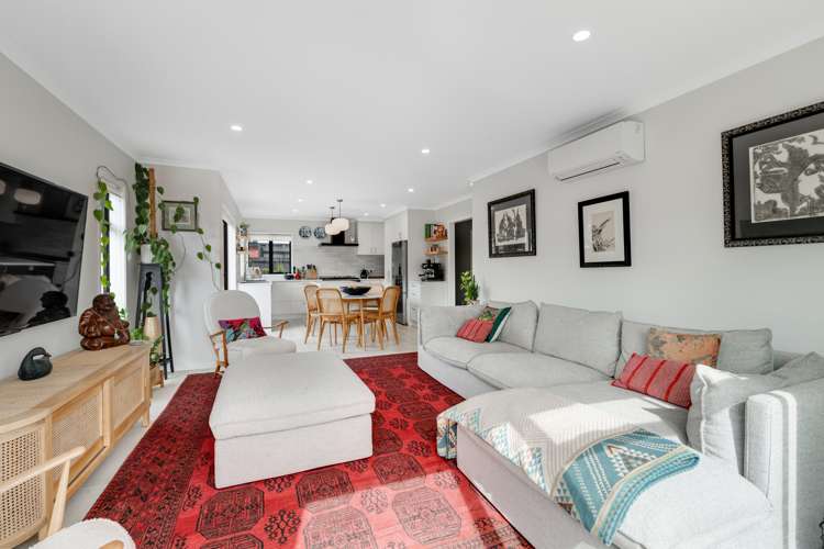 16a Lillian Place Orewa_5