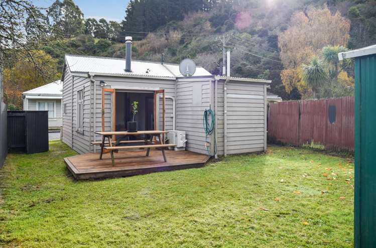 6 Coburn Avenue North East Valley_16