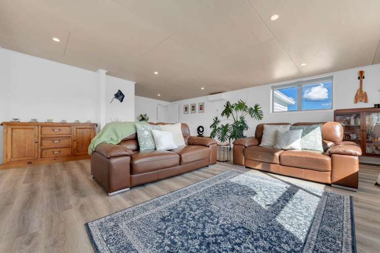 77 Karaka Road Beachlands_5