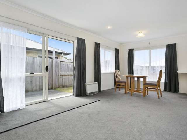 27/2 Grace Avenue Leamington_4