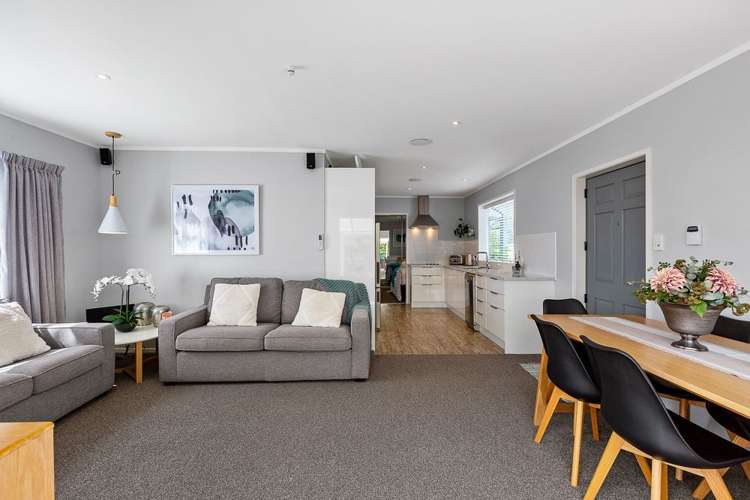 1/12 Doment Crescent Orewa_7