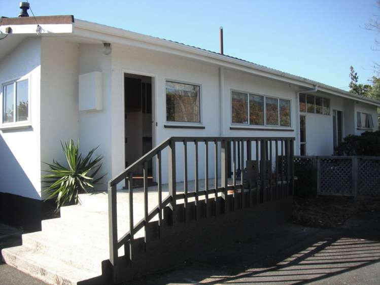 2 Neale Avenue Stoke_15