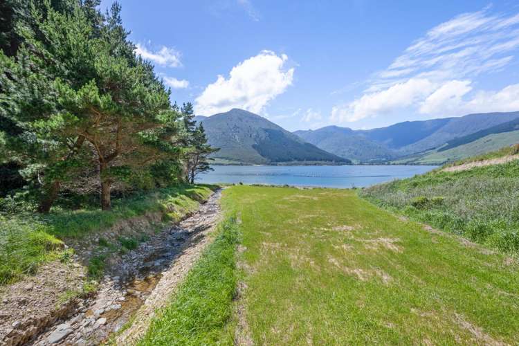 815 Manaroa Road Marlborough Sounds_15