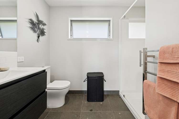 1 Kahikatea Drive Kinloch_12