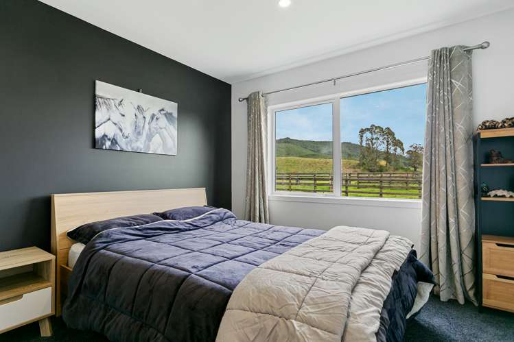 341 White Road Broadlands_14