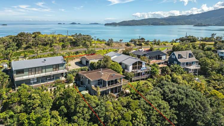 2075 Wyuna Bay Road_5