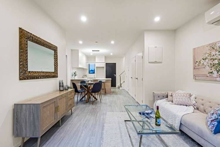 7/9 Peace Avenue Mount Wellington_6