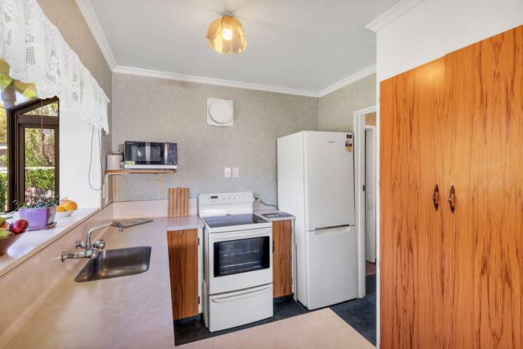 15b Willow Avenue Stoke_6